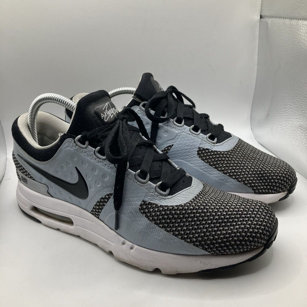 Nike Air Max Zero Essential Black Blue Grey Wolf Women Size 9.5 Gently Used (DR)